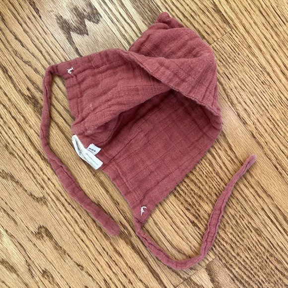 EllieFunDay Baby PIXIE HAT in CAYENNE 6-12M - Picture 4 of 5